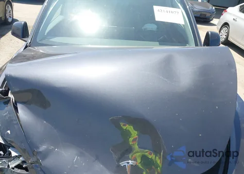 2024 Tesla Model Y Long Range Dual Motor All-Wheel Drive/Rwd из США, поврежденный, VIN 7SAYGDED9RF053945